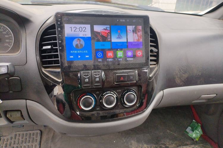 Used FORTHING Lingzhi 2014 M3 1.6L 7-seater Standard Model Audio And AC Panel