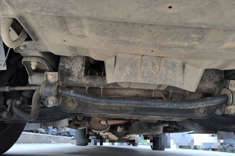 Used FORTHING Lingzhi 2014 M3 1.6L 7-seater Standard Model Chassis Front