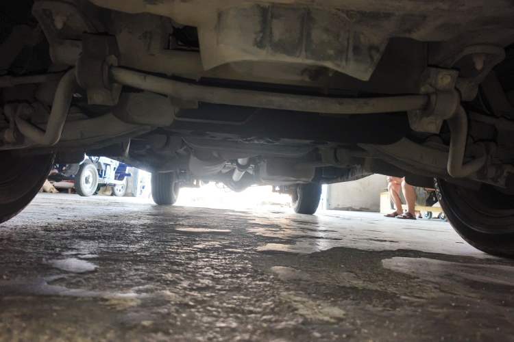 Used FORTHING Lingzhi 2014 M3 1.6L 7-Seater Comfort Model Chassis Front