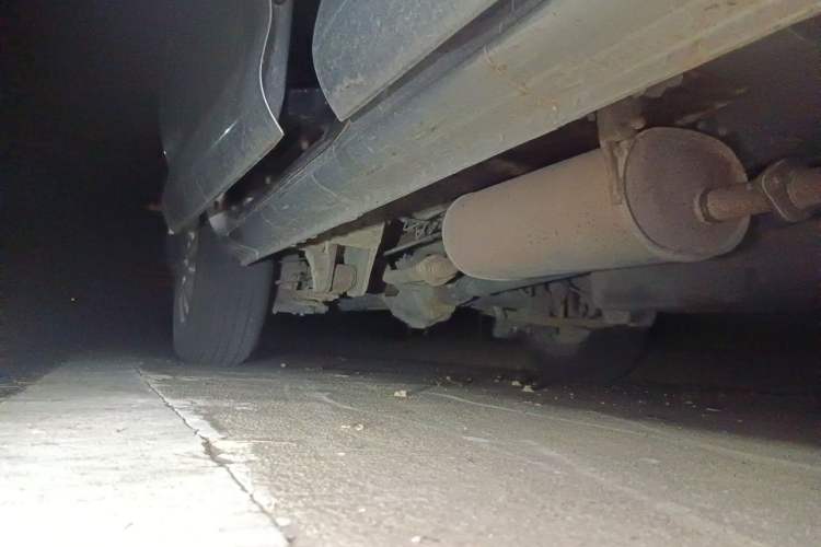 Used FORTHING Lingzhi 2014 M3 1.6L 7-seater Standard Model Chassis Front Right