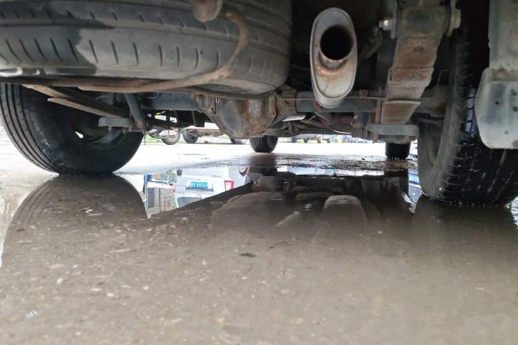 Used FORTHING Lingzhi 2014 M3 1.6L 7-Seater Comfort Model Chassis Rear