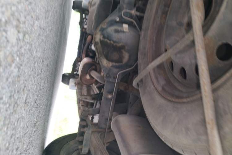 Used FORTHING Lingzhi 2014 V3 1.5L 7-Seater Comfort Model Chassis Rear