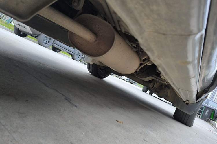 Used FORTHING Lingzhi 2014 M3 1.6L 7-seater Standard Model Chassis Rear Right