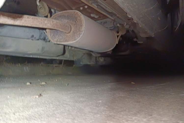 Used FORTHING Lingzhi 2014 M3 1.6L 7-seater Standard Model Chassis Rear Right