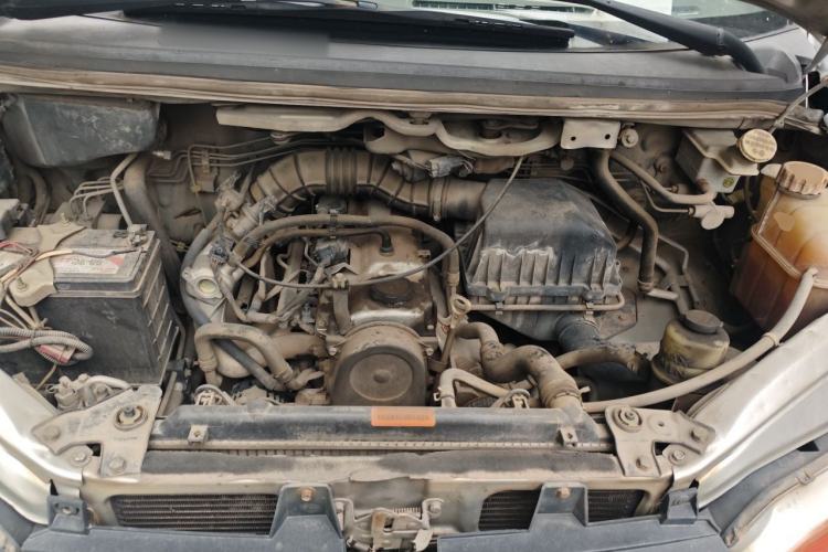 Used FORTHING Lingzhi 2014 V3 1.5L 7-Seater Comfort Model Engine Bay