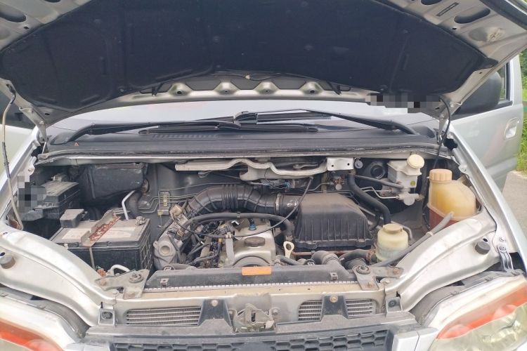 Used FORTHING Lingzhi 2014 V3 1.5L 7-Seater Comfort Model Engine Bay