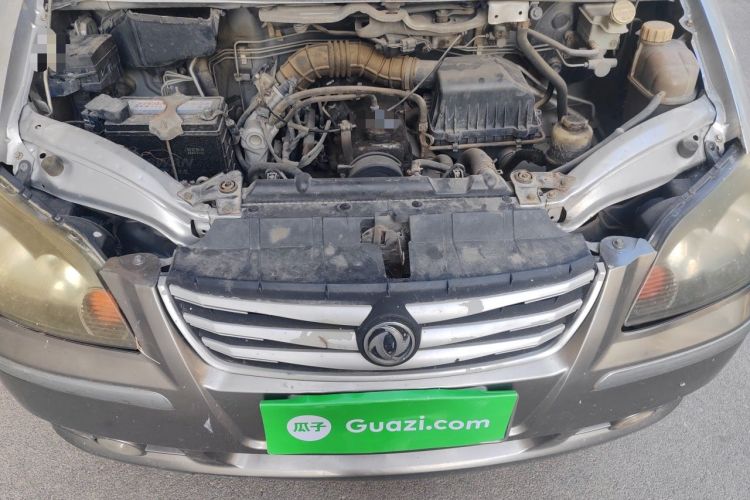 Used FORTHING Lingzhi 2014 M3 1.6L 7-Seater Comfort Model Engine Bay