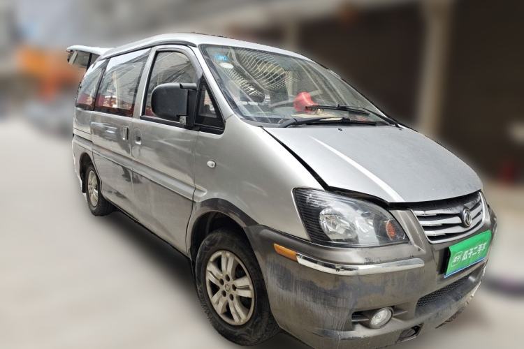Used FORTHING Lingzhi 2014 M3 1.6L 7-Seater Comfort Model Front Right 45 Deg