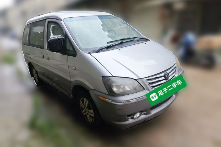 Used FORTHING Lingzhi 2014 M3 1.6L 7-Seater Comfort Model Front Right 45 Deg