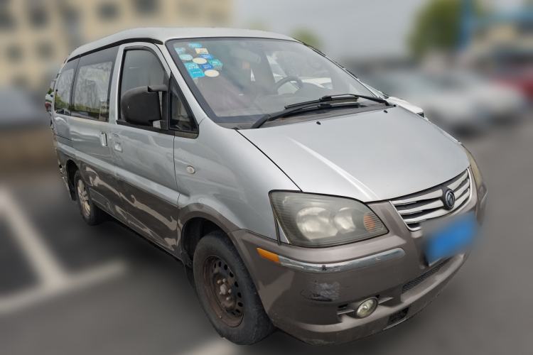 Used FORTHING Lingzhi 2014 M3 1.6L 7-Seater Comfort Model Front Right 45 Deg