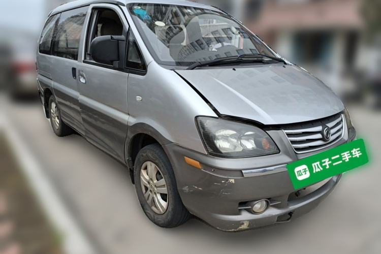 Used FORTHING Lingzhi 2014 M3 1.6L 7-seater Standard Model Front Right 45 Deg