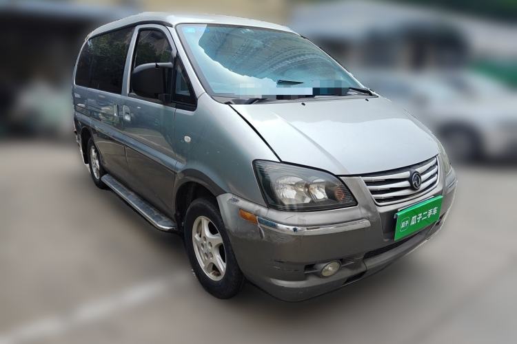 Used FORTHING Lingzhi 2014 M3 1.6L 7-Seater Comfort Model Front Right 45 Deg