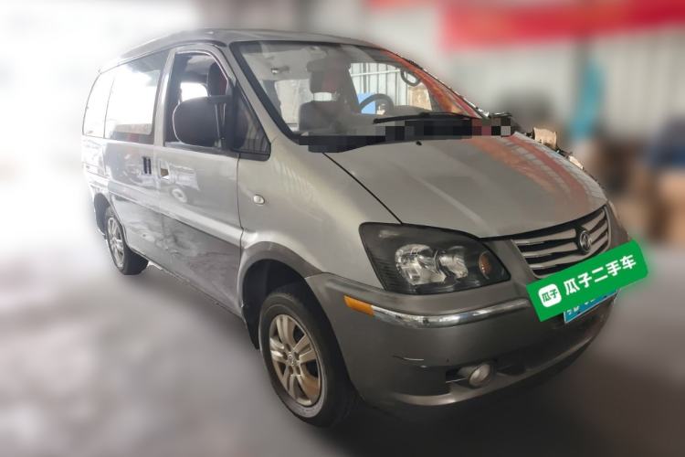 Used FORTHING Lingzhi 2014 M3 1.6L 7-Seater Comfort Model Front Right 45 Deg