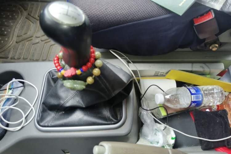 Used FORTHING Lingzhi 2014 V3 1.5L 7-Seater Standard Model II Gear Lever