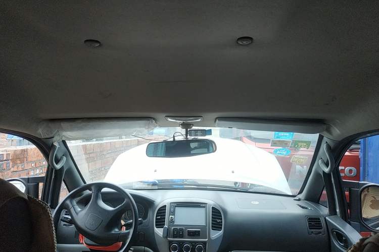 Used FORTHING Lingzhi 2014 M3 1.6L 7-seater Standard Model Headliner