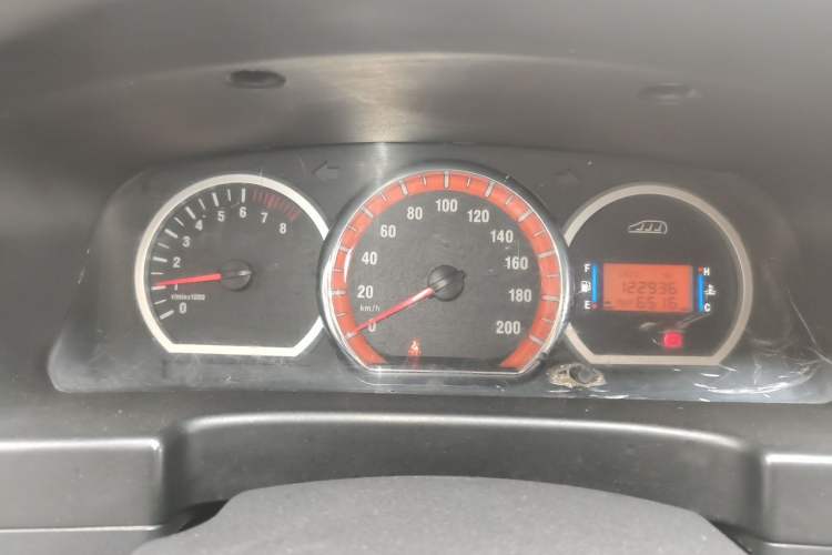 Used FORTHING Lingzhi 2014 M5 Q7 2.0L 7-seat Long-wheelbase Comfort Version Instrument Cluster