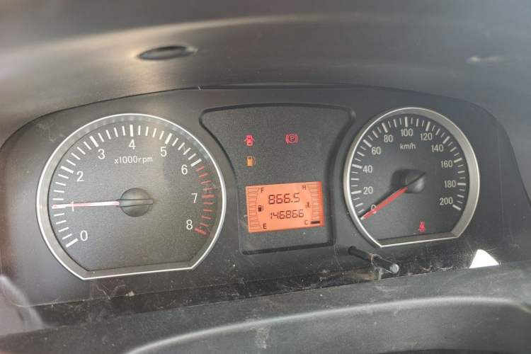 Used FORTHING Lingzhi 2014 M3 1.6L 7-Seater Comfort Model Instrument Cluster