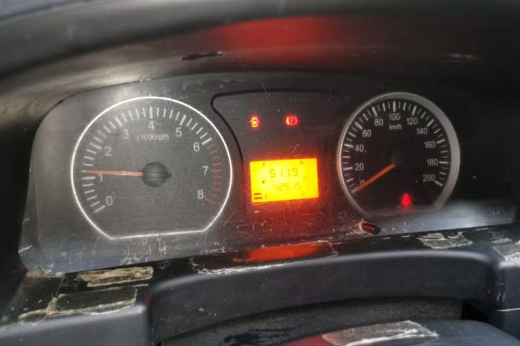 Used FORTHING Lingzhi 2014 V3 1.5L 7-Seater Comfort Model Instrument Cluster