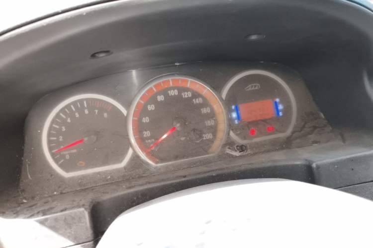 Used FORTHING Lingzhi 2014 M5 Q7 2.0L 7-seat Long-wheelbase Comfort Version Instrument Cluster