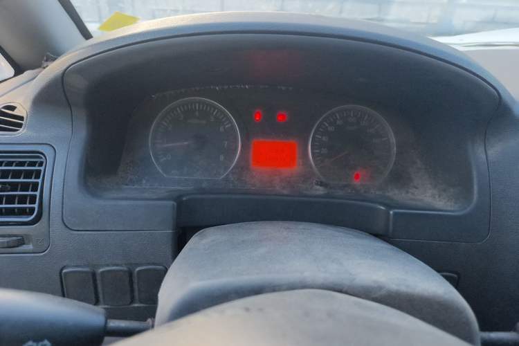 Used FORTHING Lingzhi 2014 V3 1.5L 7-Seater Standard Model II Instrument Cluster