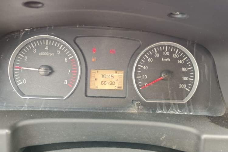 Used FORTHING Lingzhi 2014 M3 1.6L 7-Seater Comfort Model Instrument Cluster