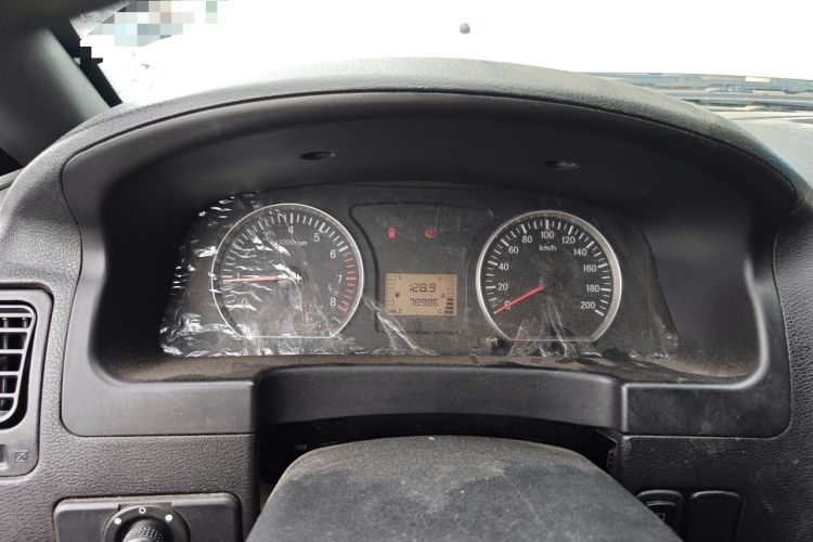 Used FORTHING Lingzhi 2014 M3 1.6L 7-Seater Luxury Model Instrument Cluster