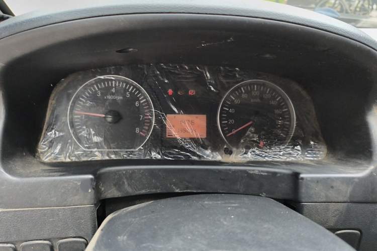 Used FORTHING Lingzhi 2014 M3 1.6L 7-seater Standard Model Instrument Cluster