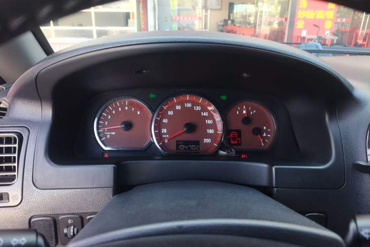 Used FORTHING Lingzhi 2014 M5 Q3 2.0L 7-seat Long-Wheelbase Comfort Version Instrument Cluster