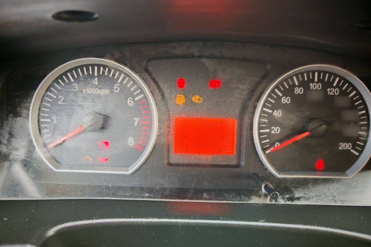 Used FORTHING Lingzhi 2014 M3 1.6L 7-seater Standard Model Instrument Cluster