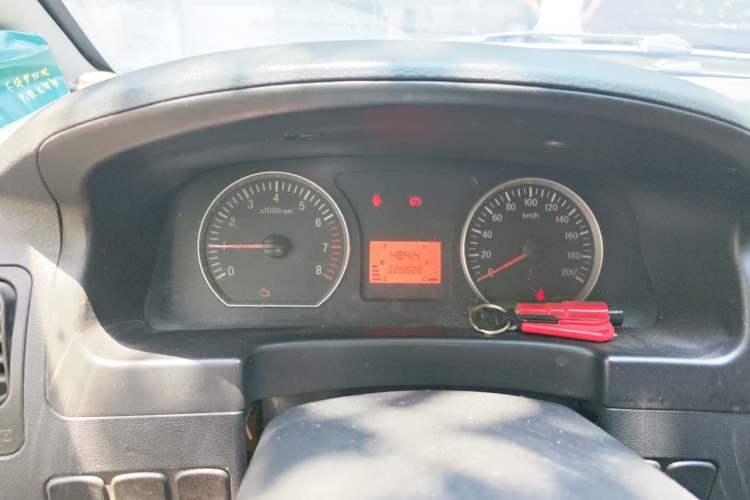 Used FORTHING Lingzhi 2014 M3 1.6L 7-Seater Comfort Model Instrument Cluster