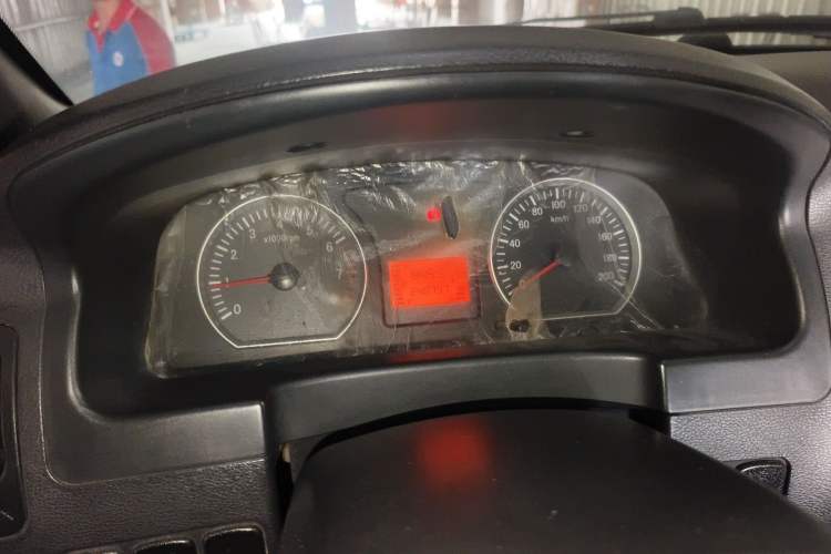Used FORTHING Lingzhi 2014 M3 1.6L 7-Seater Comfort Model Instrument Cluster