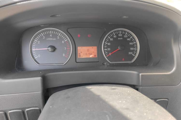 Used FORTHING Lingzhi 2014 M3 1.6L 7-Seater Comfort Model Instrument Cluster