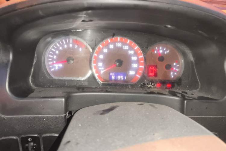 Used FORTHING Lingzhi 2014 M5 Q3 2.0L 7-seat Long-Wheelbase Comfort Version Instrument Cluster