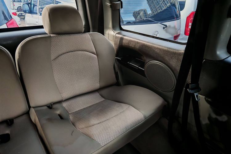 Used FORTHING Lingzhi 2014 M3 1.6L 7-seater Standard Model Interior 3