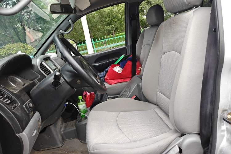 Used FORTHING Lingzhi 2014 M3 1.6L 7-Seater Luxury Model Left Front Seat