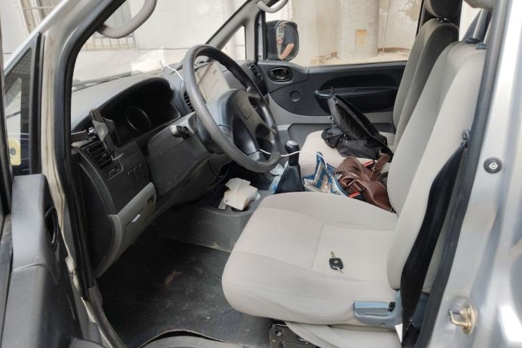 Used FORTHING Lingzhi 2014 V3 1.5L 5-seat Standard Model I Left Front Seat