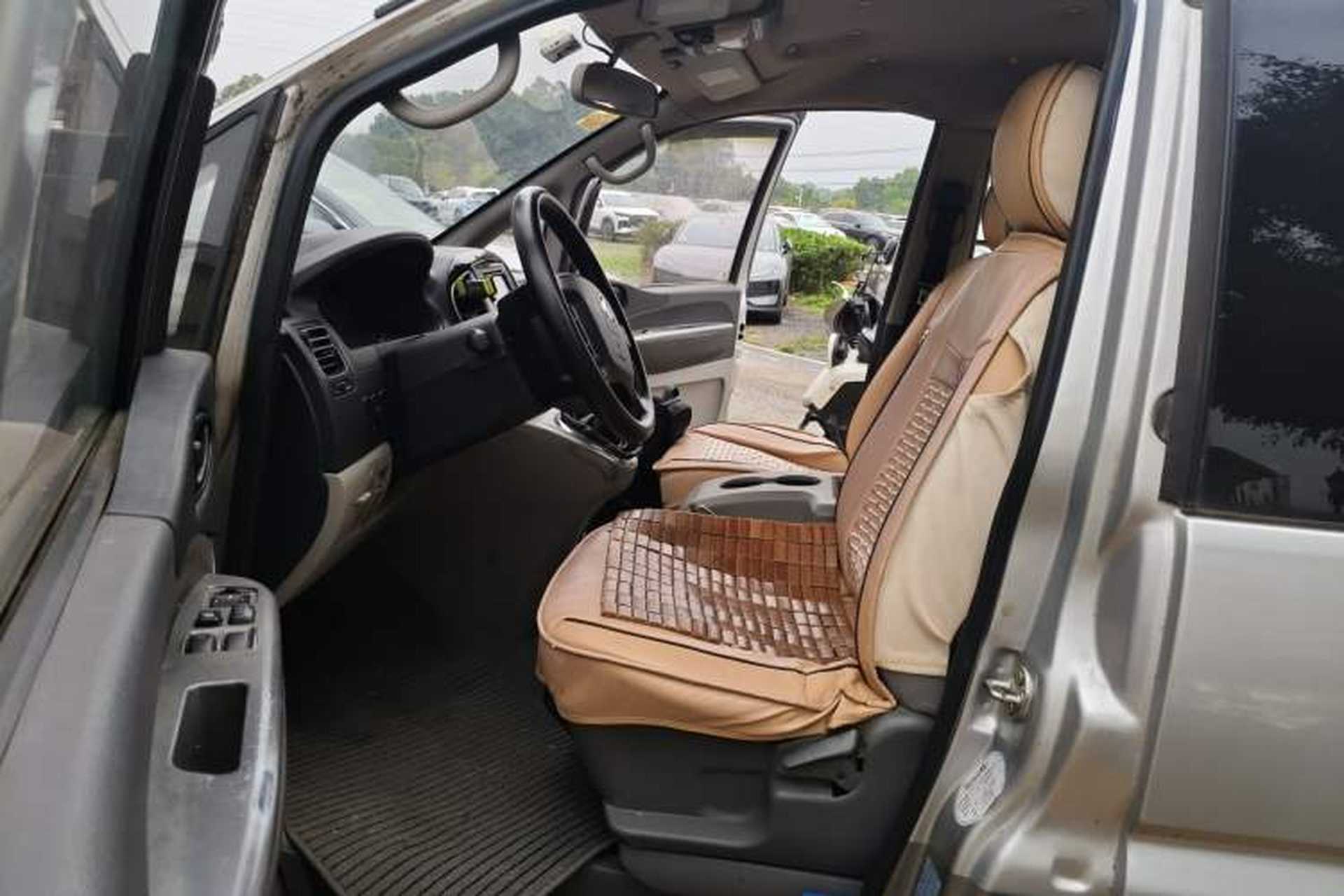 Used FORTHING Lingzhi 2014 M5 Q3 2.0L 7-seat Long-Wheelbase Comfort Version Left Front Seat