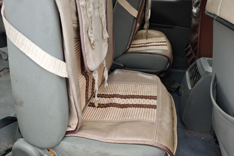 Used FORTHING Lingzhi 2014 M3 1.6L 7-Seater Comfort Model Left Rear Seat