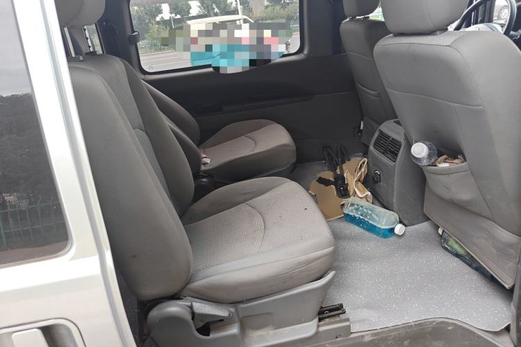 Used FORTHING Lingzhi 2014 M3 1.6L 7-Seater Luxury Model Left Rear Seat