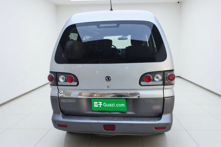 Used FORTHING Lingzhi 2014 M3 1.6L 7-seater Standard Model Rear