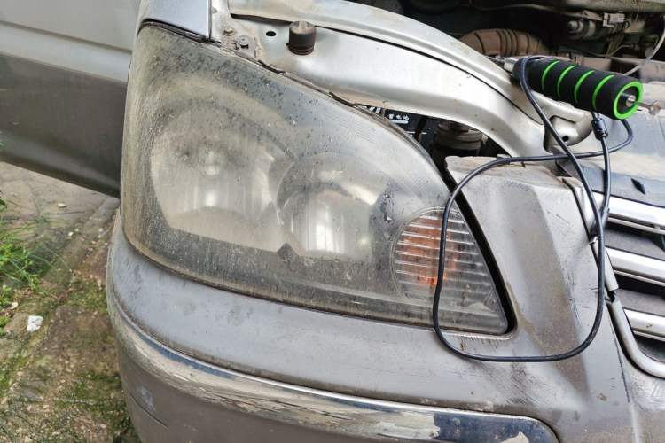 Used FORTHING Lingzhi 2014 M3 1.6L 7-Seater Comfort Model Right Front Headlight