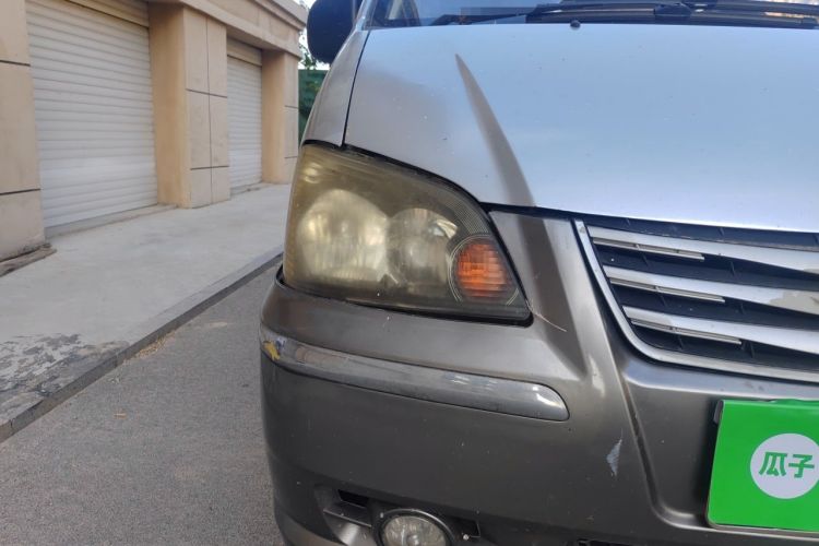Used FORTHING Lingzhi 2014 M3 1.6L 7-Seater Comfort Model Right Front Headlight