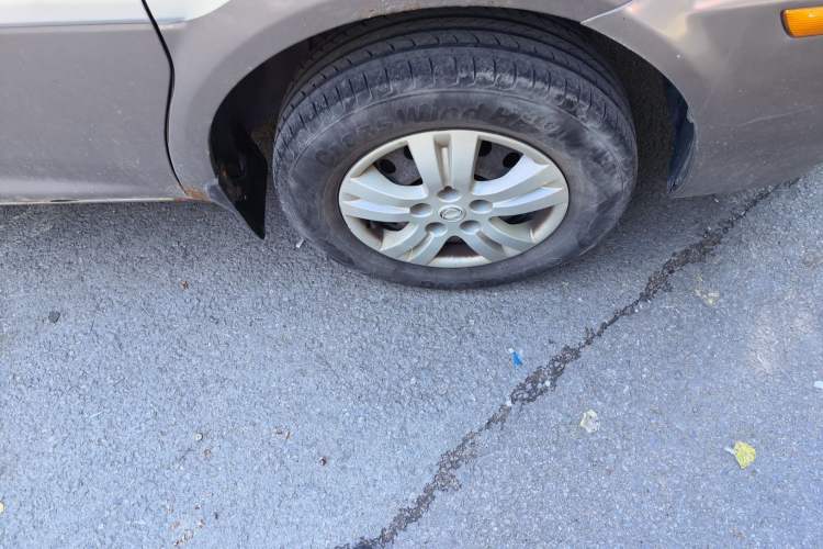 Used FORTHING Lingzhi 2014 M3 1.6L 7-seater Standard Model Right Front Wheel Hub