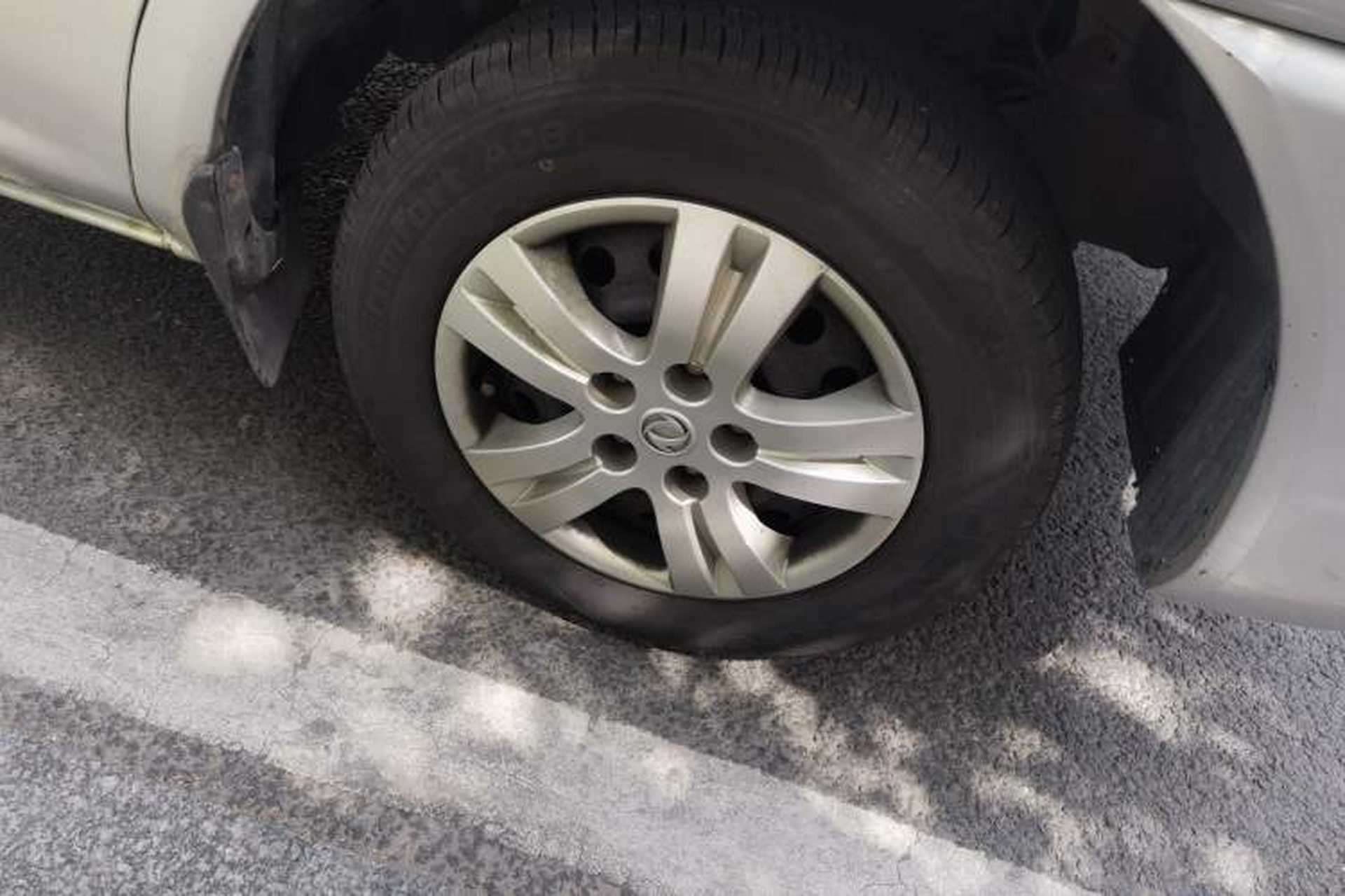 Used FORTHING Lingzhi 2014 V3 1.5L 7-Seater Standard Model II Right Front Wheel Hub