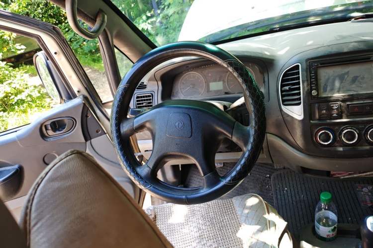 Used FORTHING Lingzhi 2014 M3 1.6L 7-seater Standard Model Steering Wheel