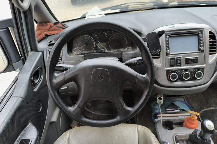 Used FORTHING Lingzhi 2014 M3 1.6L 7-seater Standard Model Steering Wheel