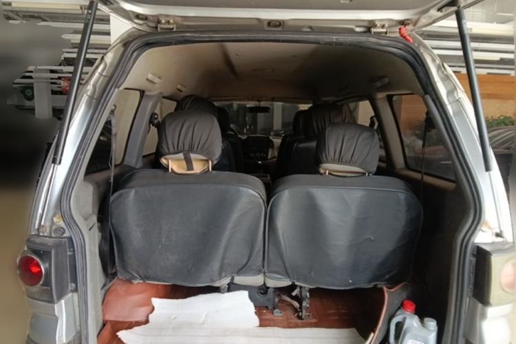 Used FORTHING Lingzhi 2014 M3 1.6L 7-Seater Comfort Model Trunk