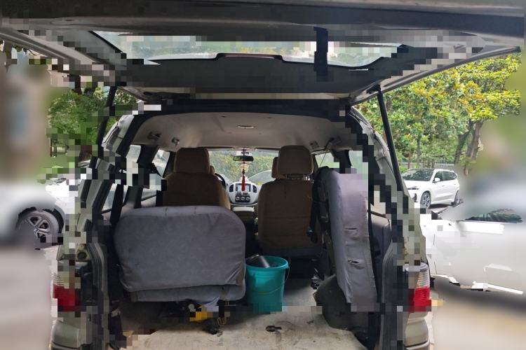 Used FORTHING Lingzhi 2014 V3 1.5L 7-Seater Comfort Model Trunk
