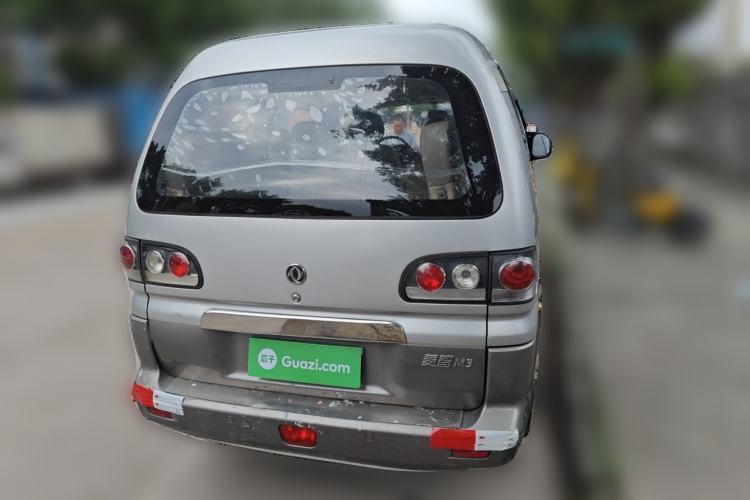Used FORTHING Lingzhi 2014 M3 1.6L 7-Seater Comfort Model Rear