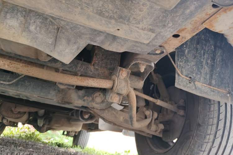 Used FORTHING Lingzhi 2014 V3 1.5L 5-seat Standard Model I Chassis Front Left